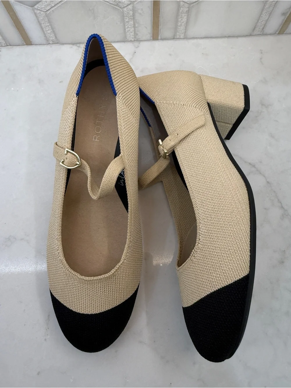 NWOB ROTHYS MARY JANE BLOCK HEEL CAP TOE CREAM BLACK 7.5